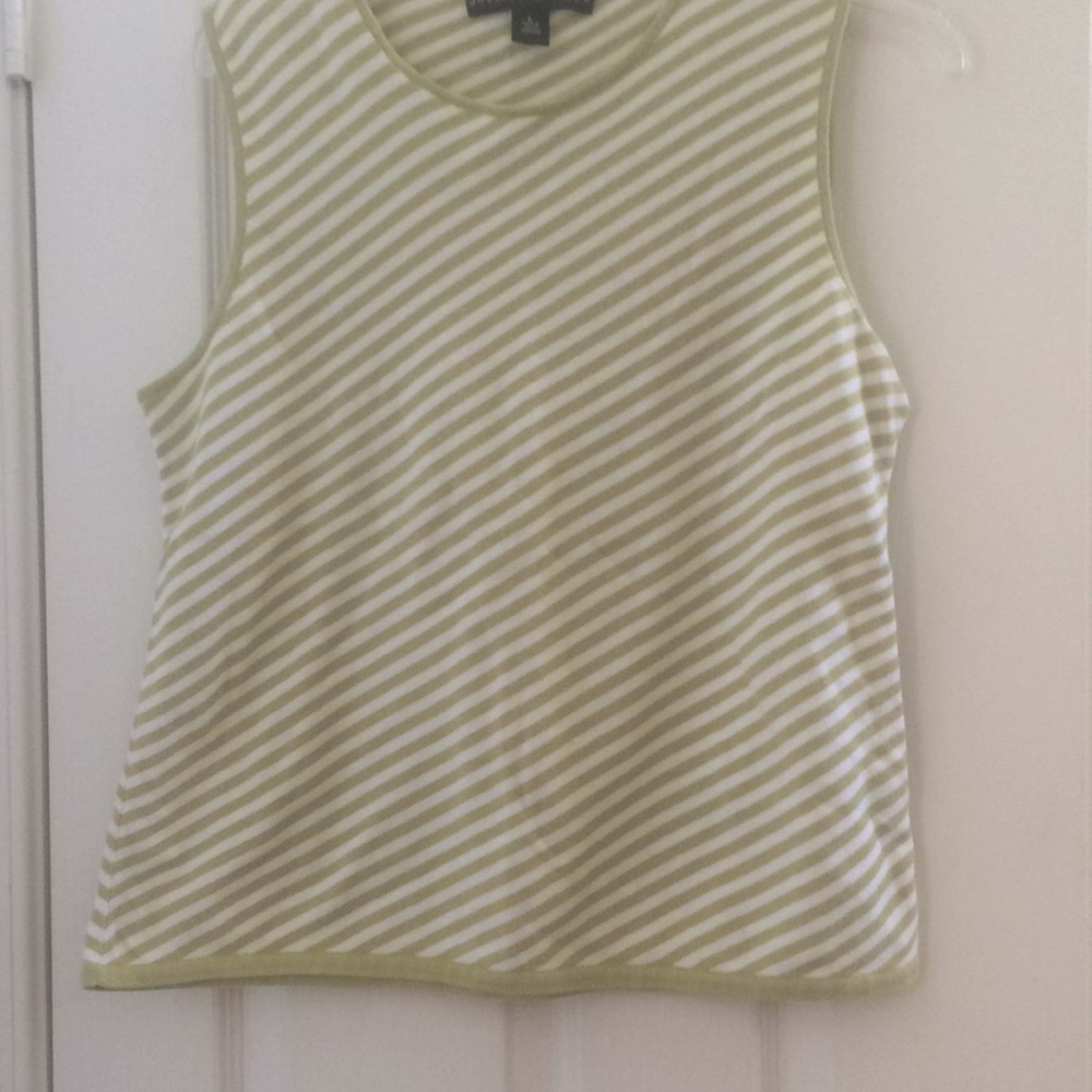 FINAL MARKDOWN Josephine chaus tank top large